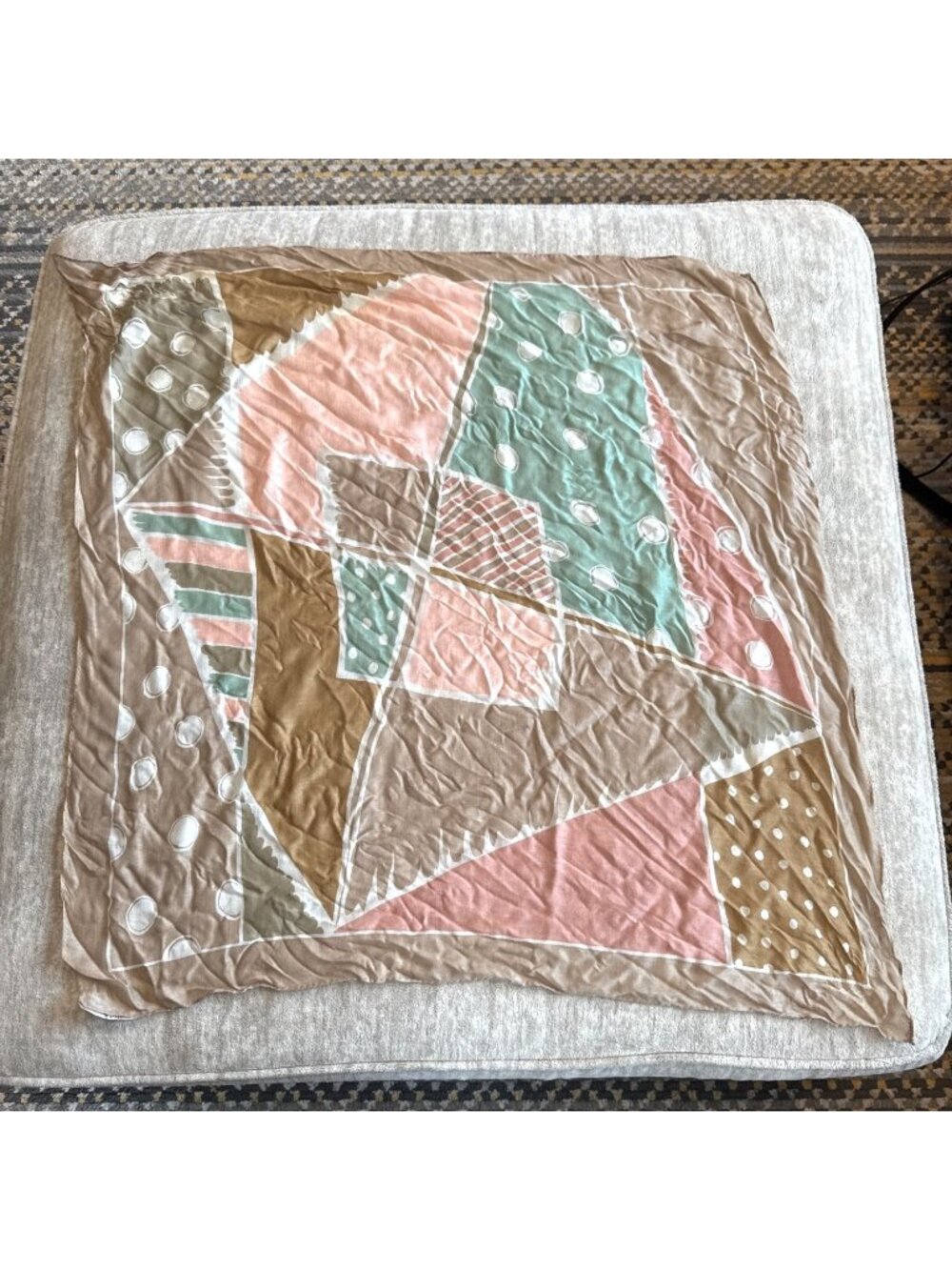 Vintage Echo Pastel Abstract Square Women's Fashion Scarf